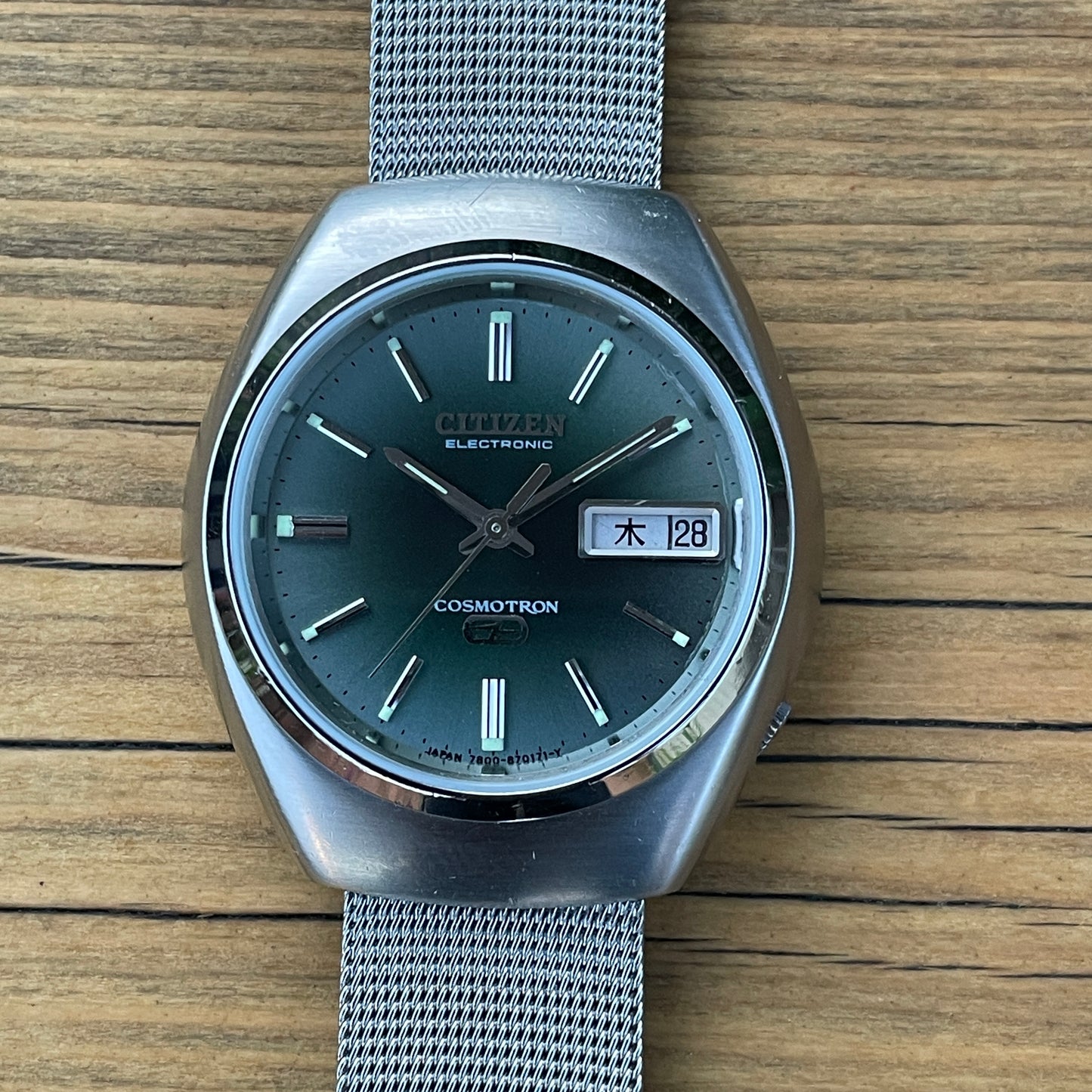 Citizen Cosmotron Electronic Balance Hybrid Watch March 1973