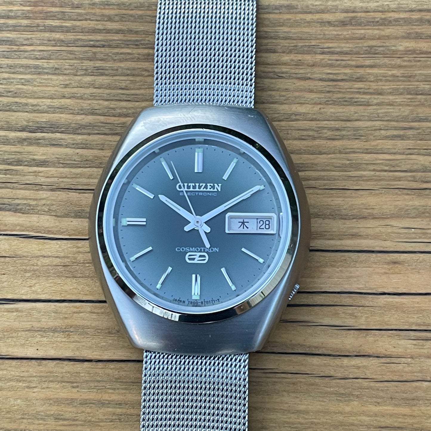 Citizen Cosmotron Electronic Balance Hybrid Watch March 1973
