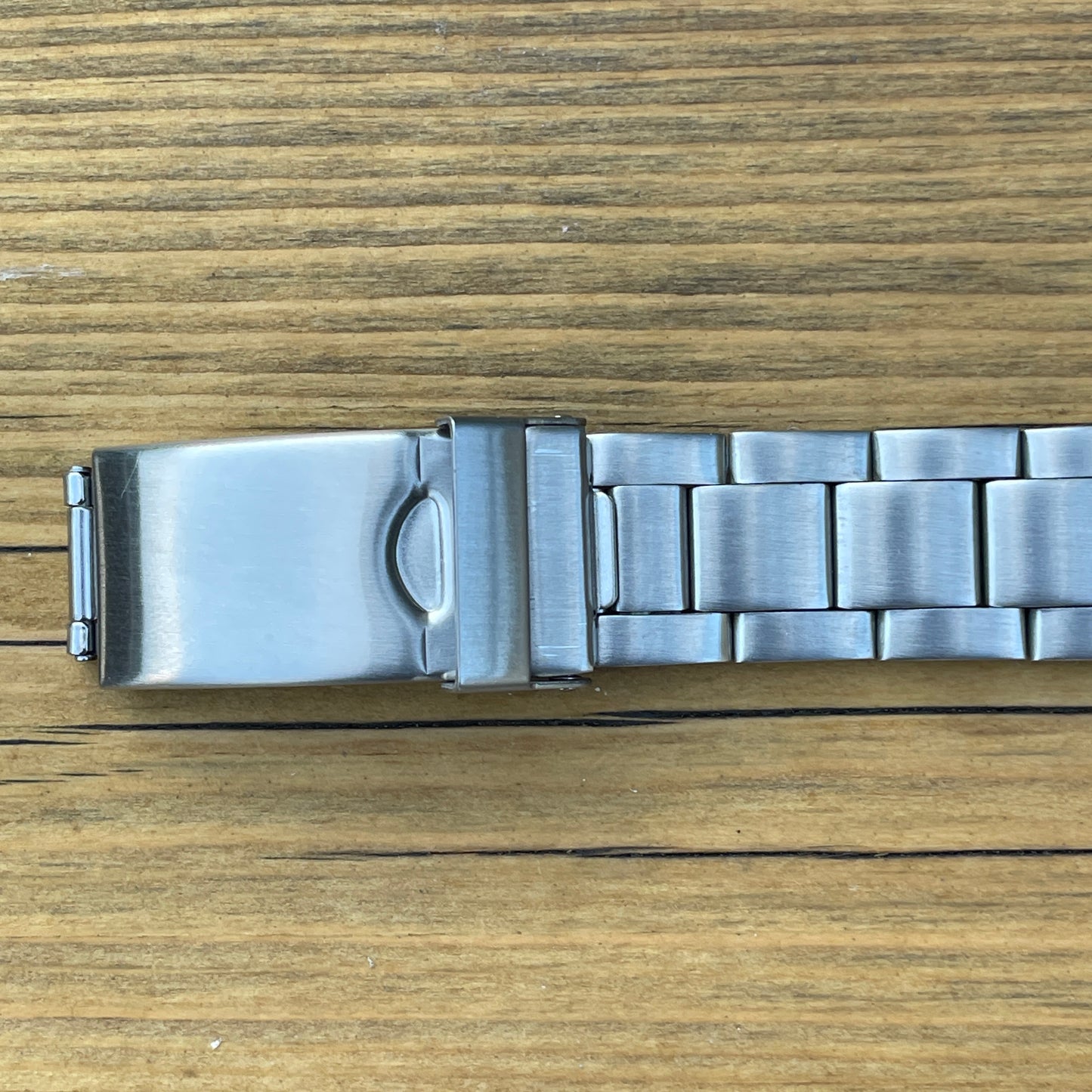 Vintage Citizen 17 Jewel Automatic March 1983