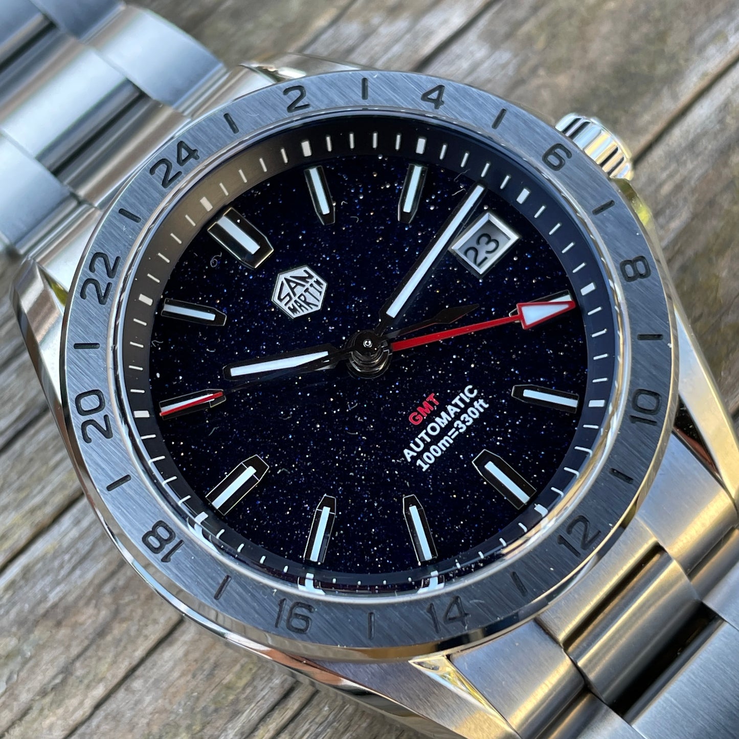 San Martin SN0129-G-B GMT Aventurine Dial