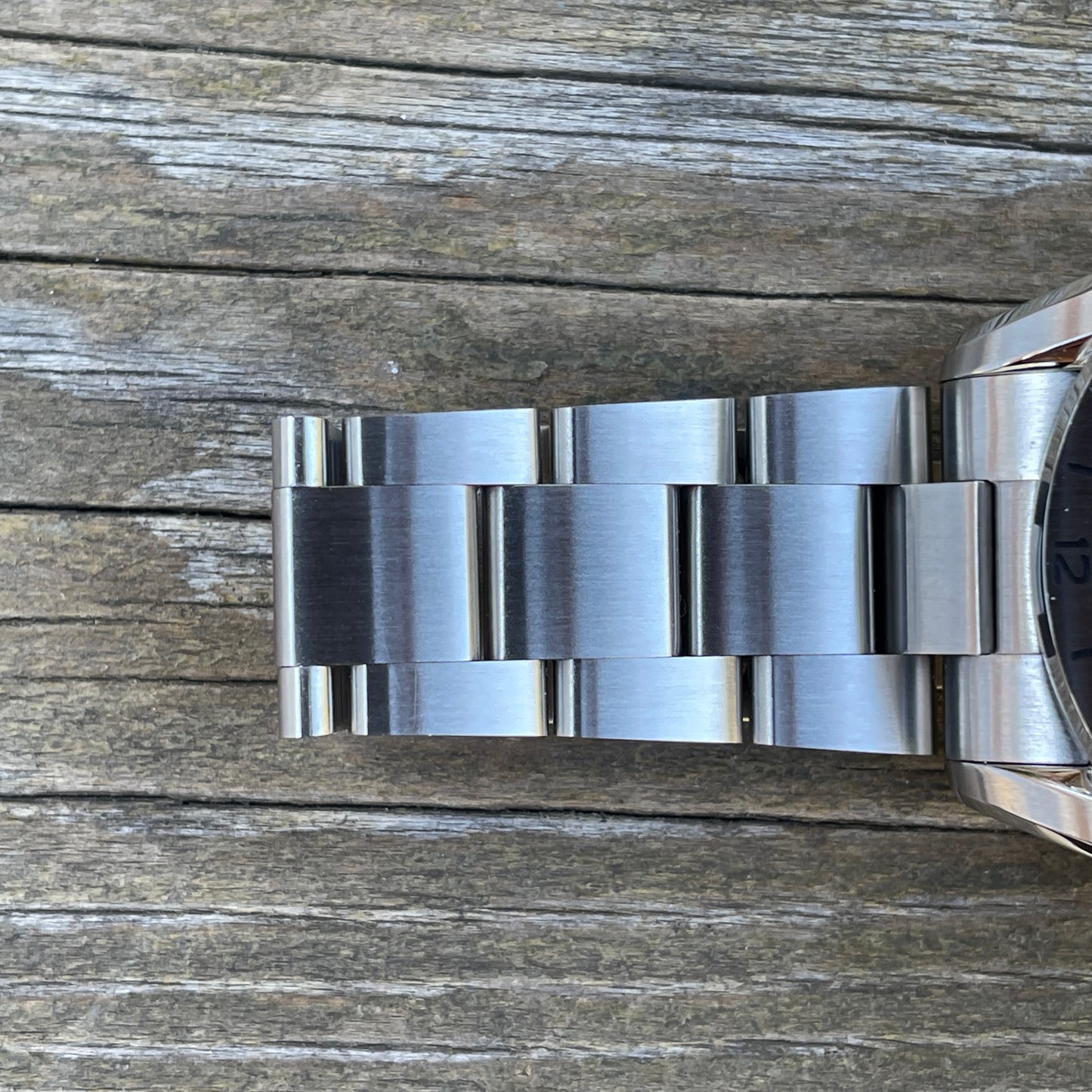 San Martin SN0129-G-B GMT Aventurine Dial