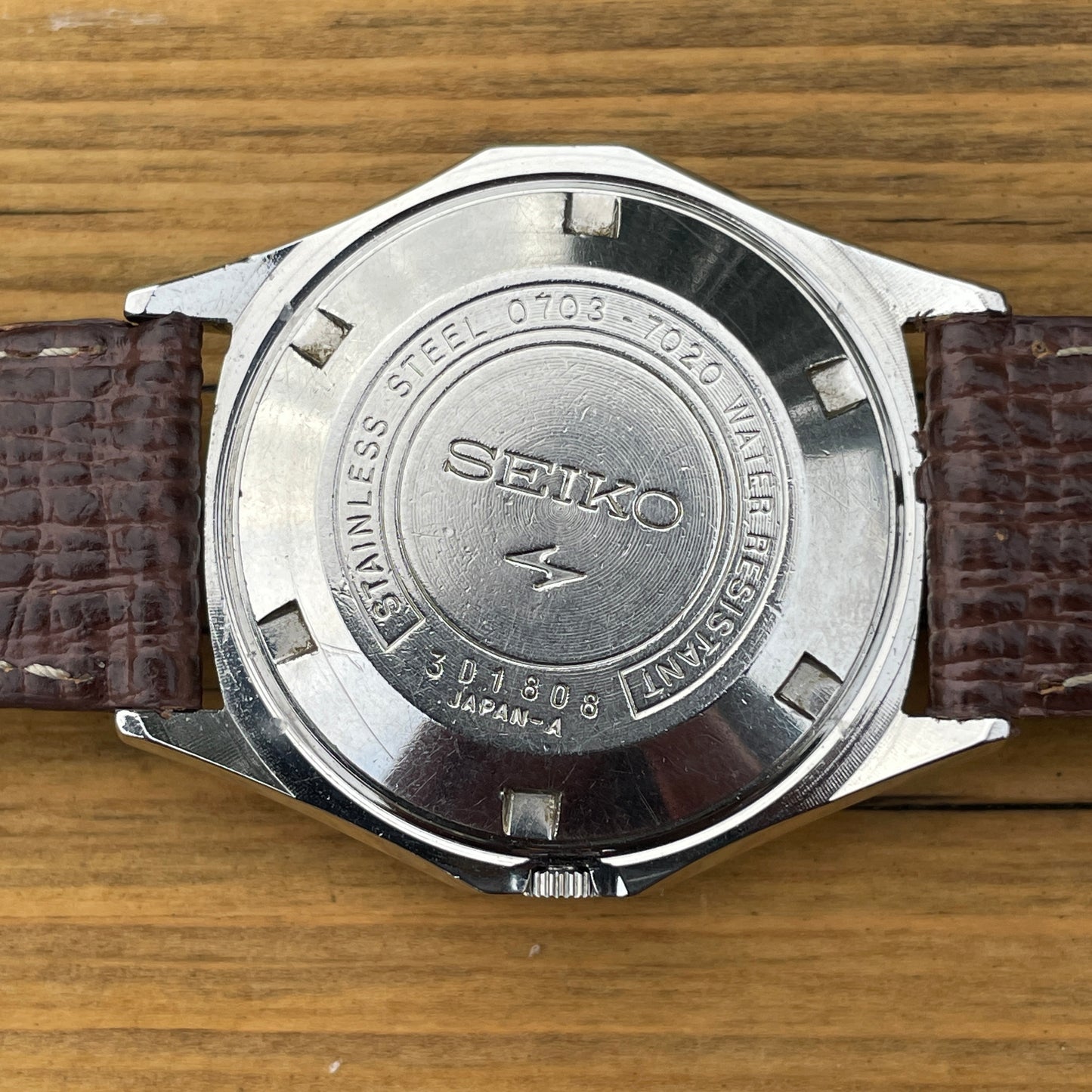 Seiko Elnix Electronic Balance 0703-7020 December 1973