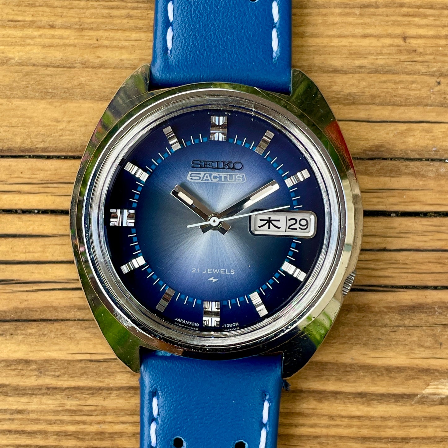 Seiko 7019-7210 Actus Automatic November 1973