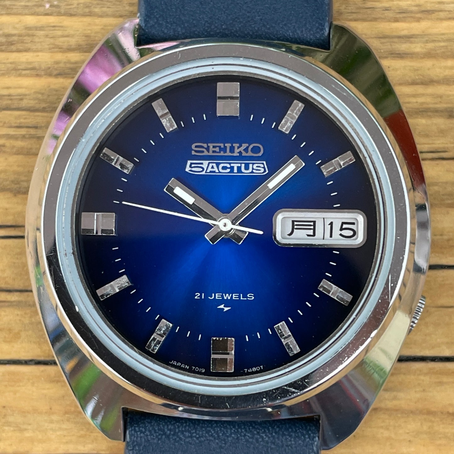 Seiko 5Actus Automatic 7019-7350 October 1974