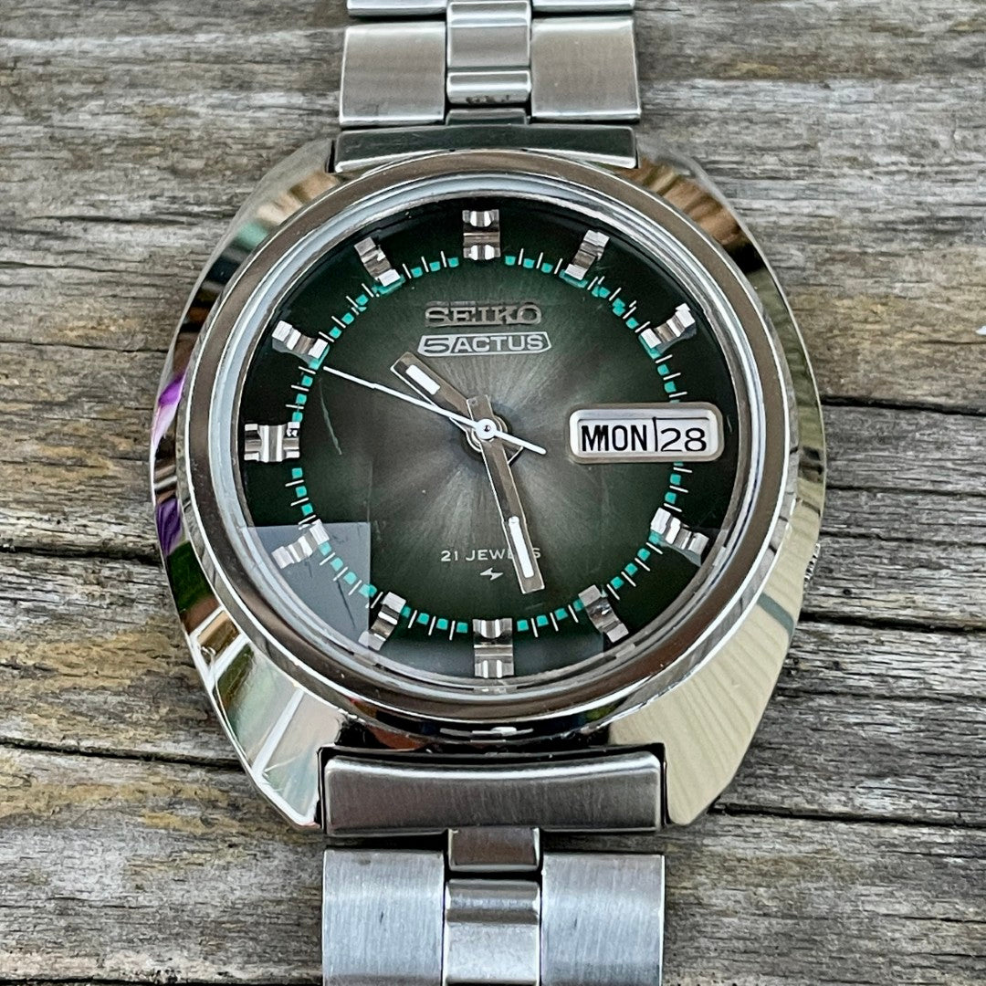 Seiko Actus Automatic 7019-7350 January 1975