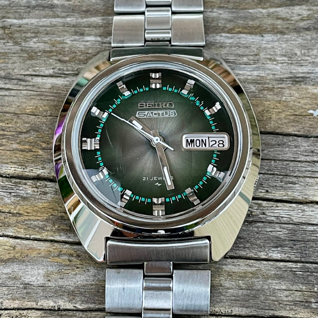 Seiko Actus Automatic 7019-7350 January 1975