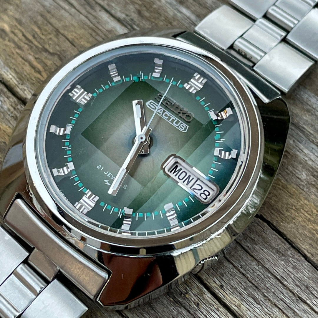 Seiko Actus Automatic 7019-7350 January 1975