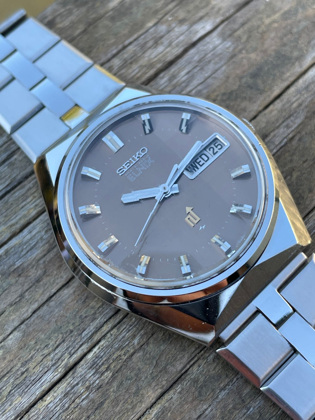 Seiko Elnix 0703-7010 January 1974 Electronic Balance Hybrid Watch