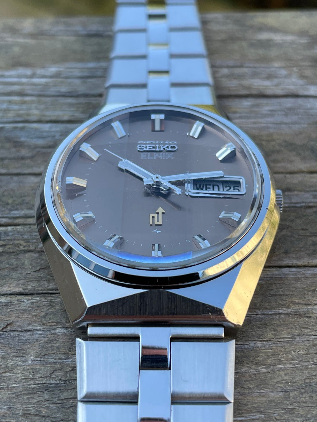 Seiko Elnix 0703-7010 January 1974 Electronic Balance Hybrid Watch