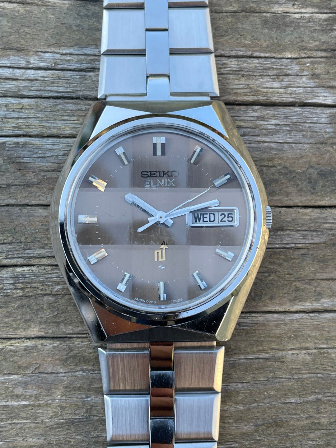 Seiko Elnix 0703-7010 January 1974 Electronic Balance Hybrid Watch