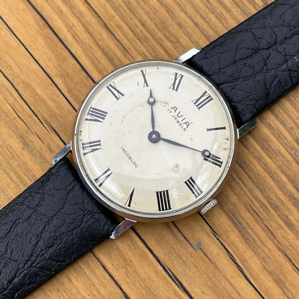Vintage Avia Hand Wind Mechanical Watch