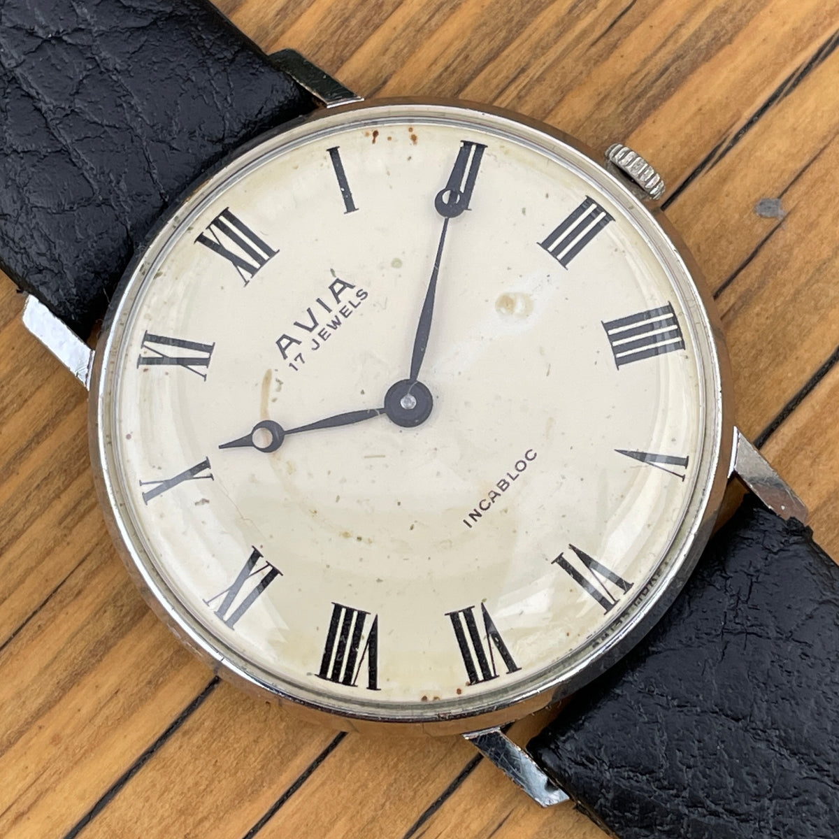 Vintage Avia Hand Wind Mechanical Watch