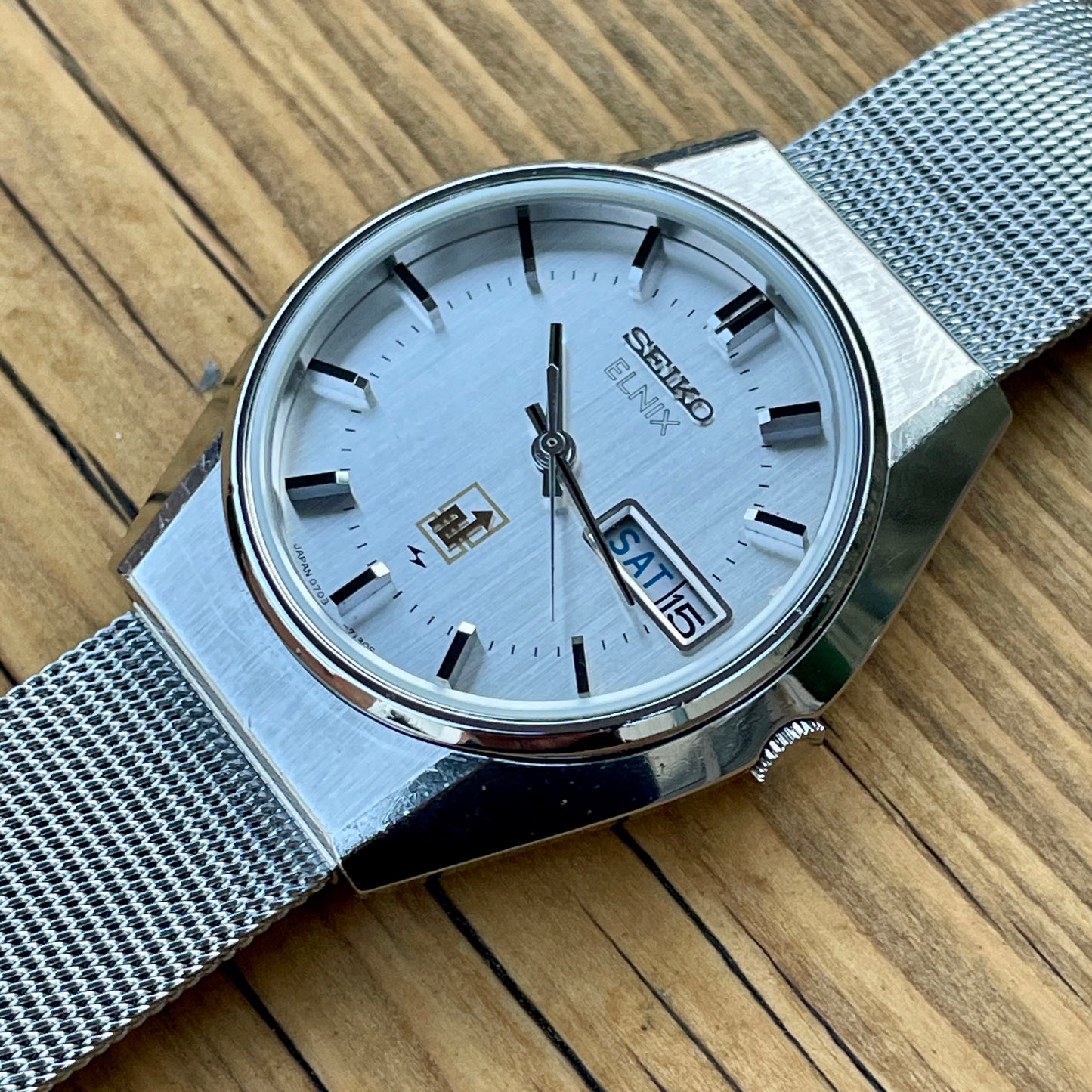 Seiko Elnix Electronic Balance 0703-7110 December 1974