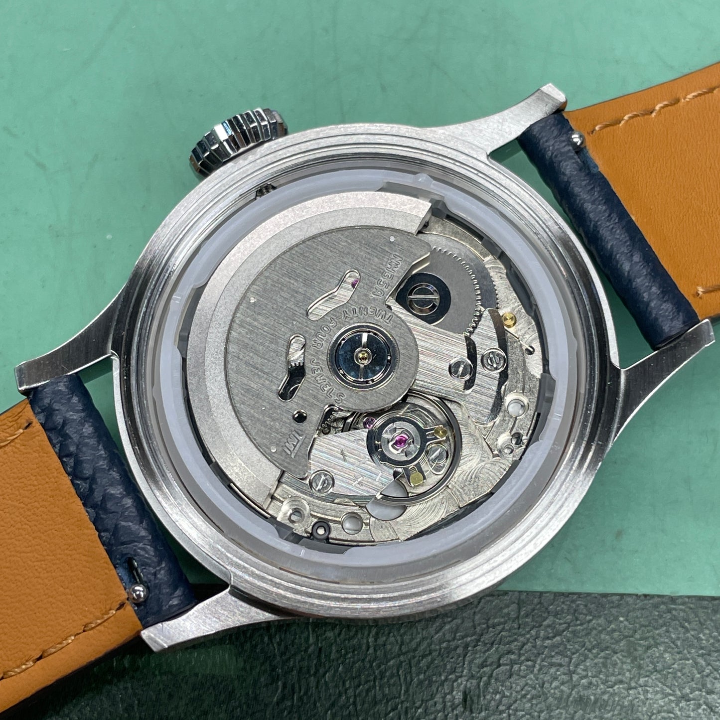 San Martin Salmon Dial SN0105-G  NH35 Automatic