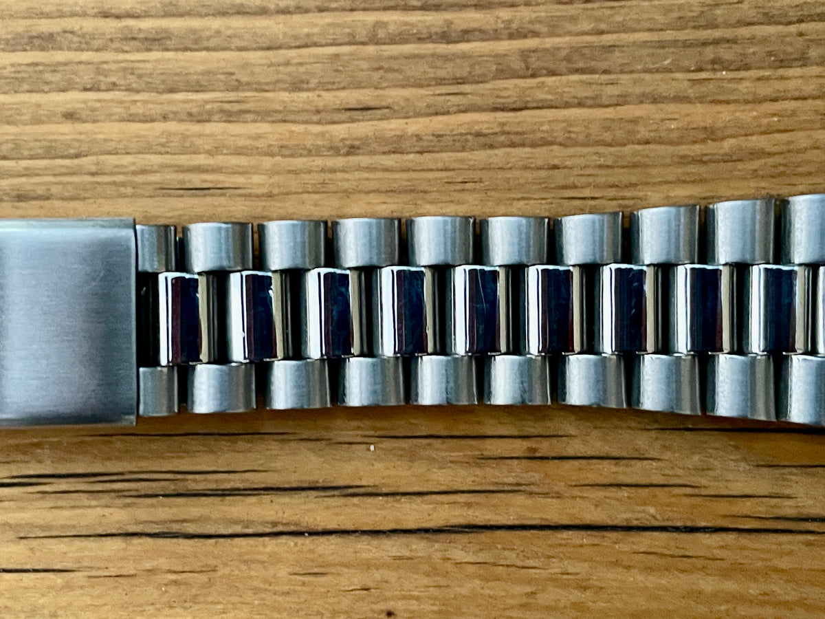 President Style Watch Bracelet With Multiple End Links