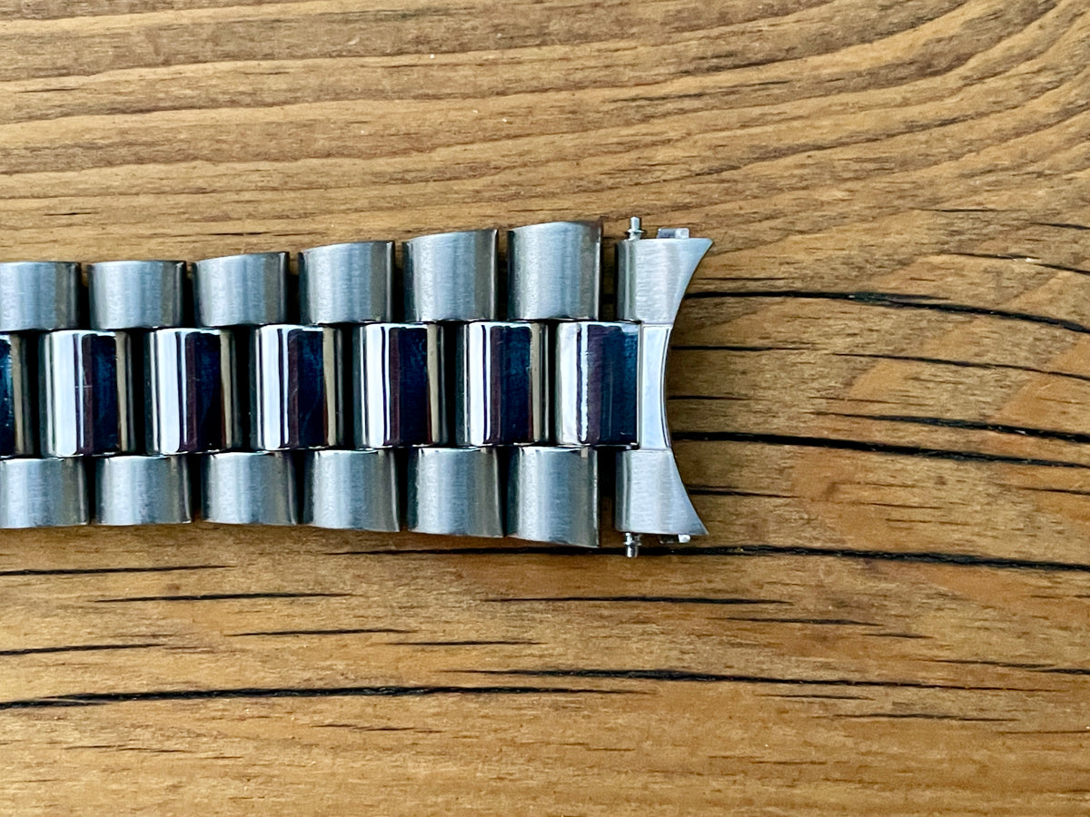 President Style Watch Bracelet With Multiple End Links