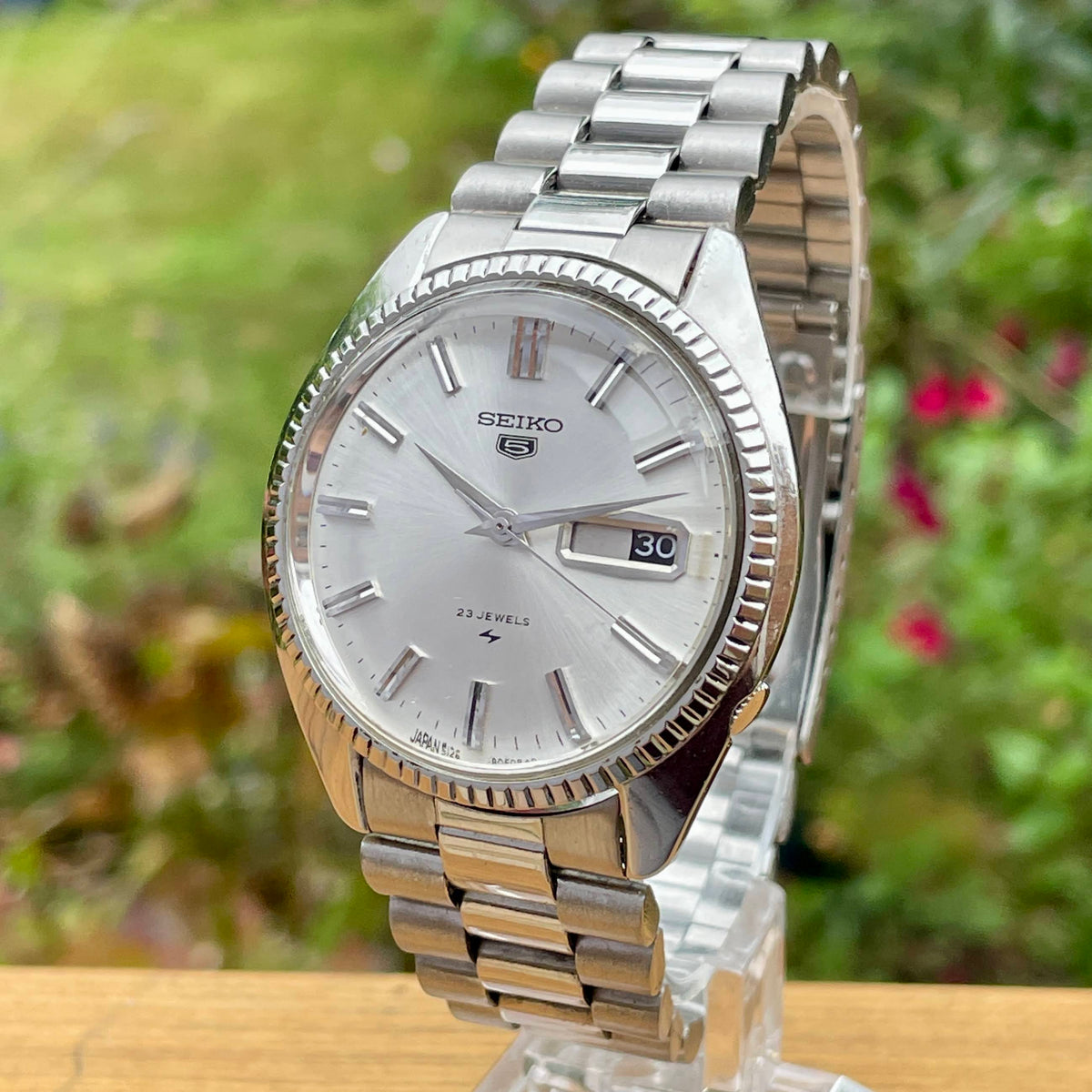 President Style Watch Bracelet With Multiple End Links